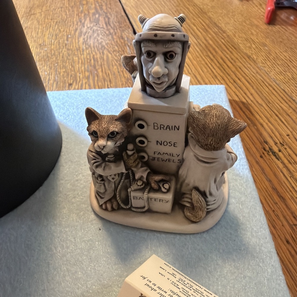 harmony kingdom collectibles figurines